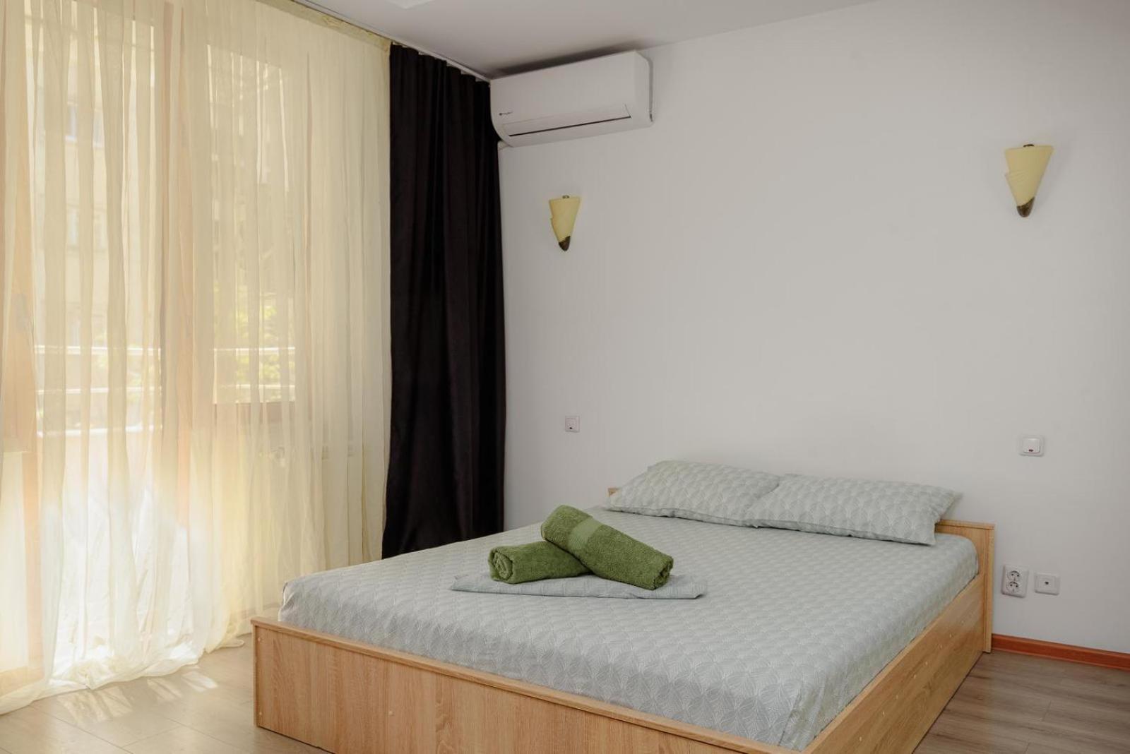 Heart Of Downtown 3 Rooms Apartment Self Check In Bucarest Exterior foto