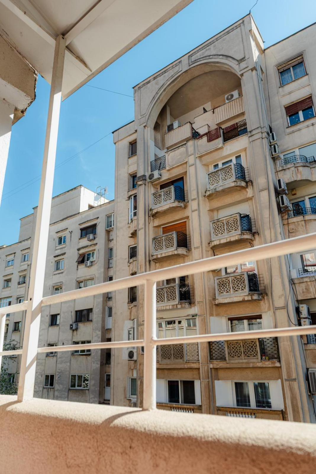 Heart Of Downtown 3 Rooms Apartment Self Check In Bucarest Exterior foto