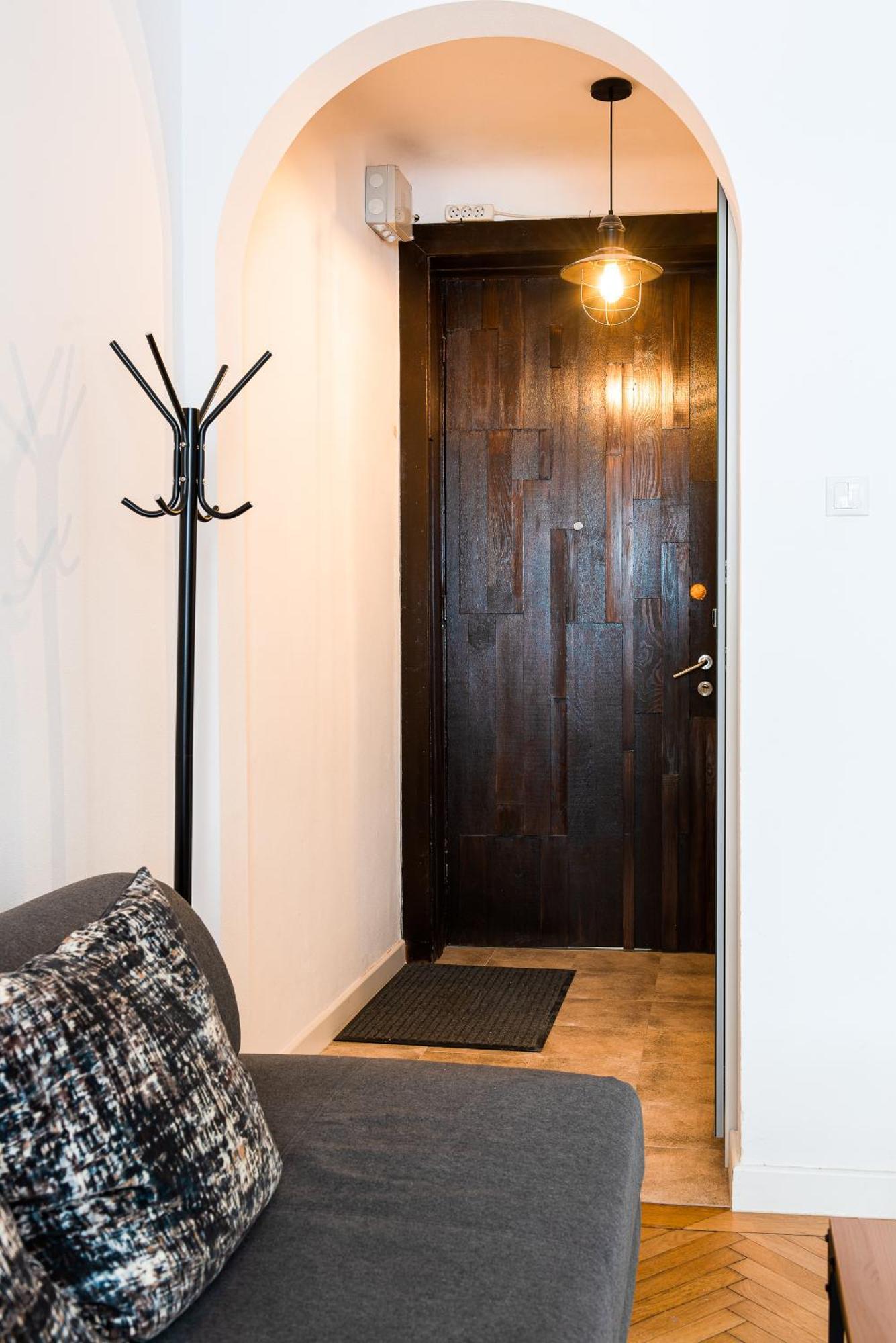 Heart Of Downtown 3 Rooms Apartment Self Check In Bucarest Exterior foto